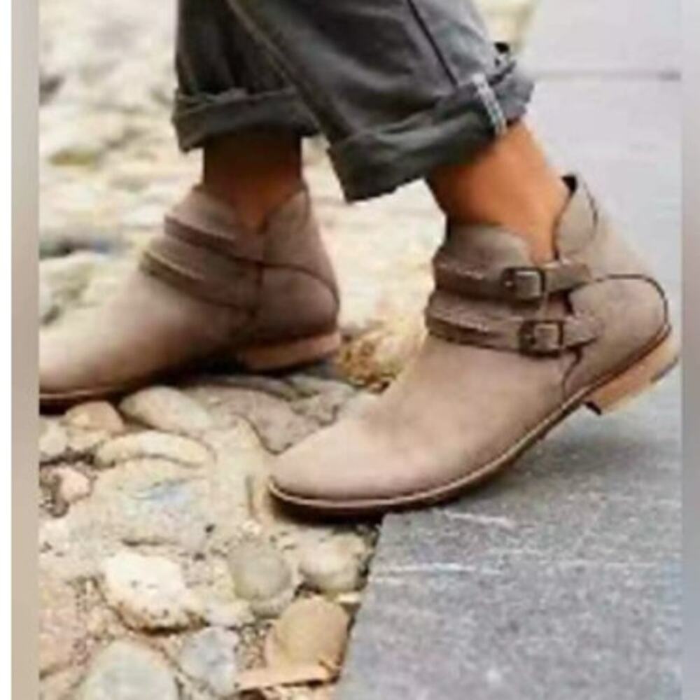 Free People Tan Distressed Braeburn Split Shaft Double Buckle Ankle Boots 39